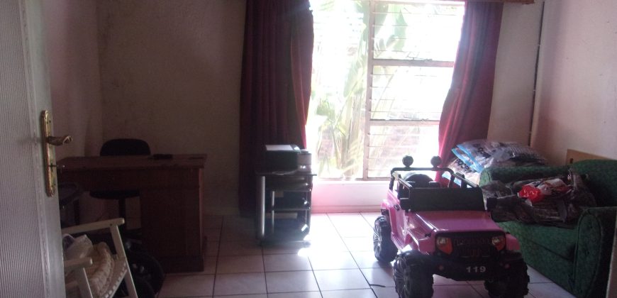 Beautiful 4 Bedroom House for Sale in Glen Marais, Kempton Park