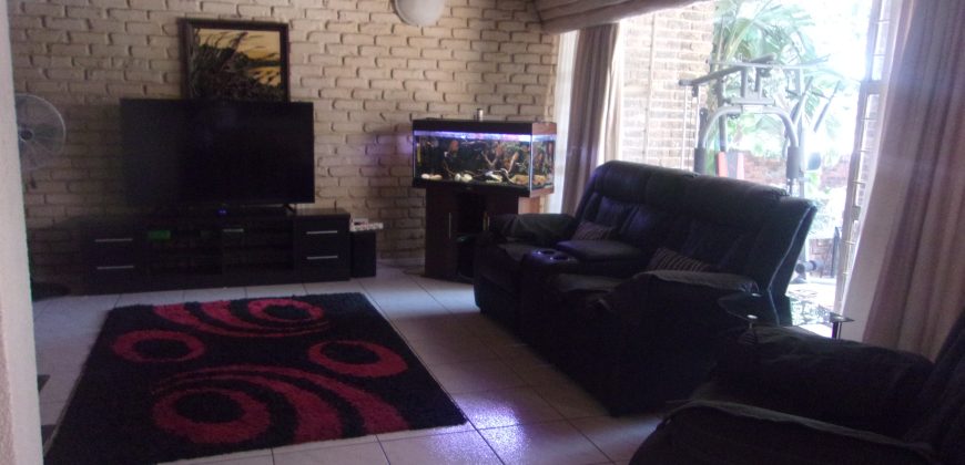 Beautiful 4 Bedroom House for Sale in Glen Marais, Kempton Park
