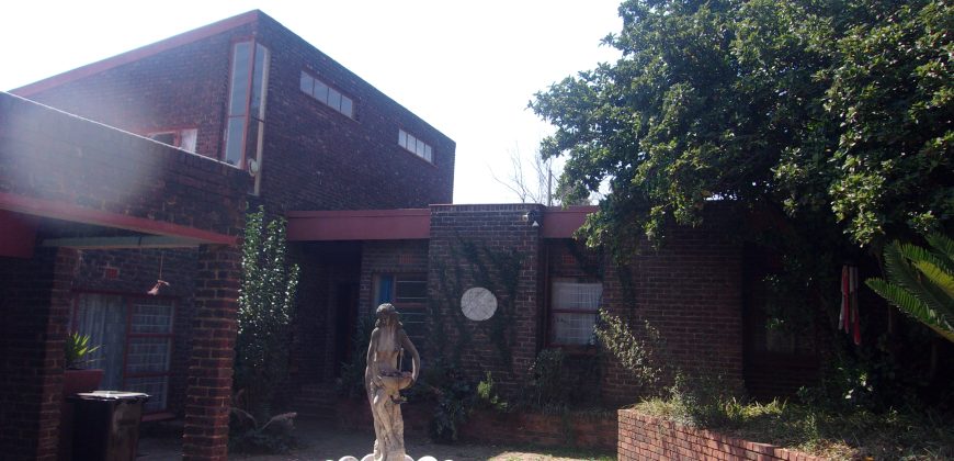 Beautiful 4 Bedroom House for Sale in Glen Marais, Kempton Park