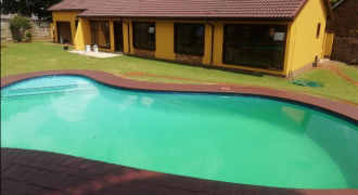 Newly Renovated 3 Bedroom House for Sale in Birchleigh North