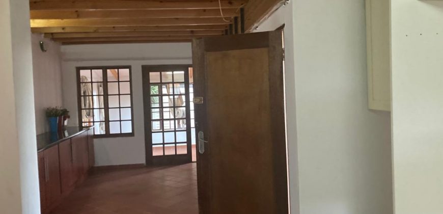 4 Bedroom House for Sale in Lyttelton Manor