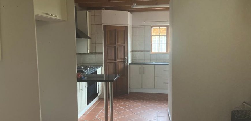 4 Bedroom House for Sale in Lyttelton Manor