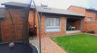 Lovely Family Home in a Secure Estate