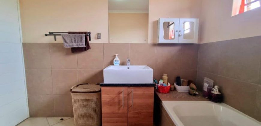 Lovely Family Home in a Secure Estate