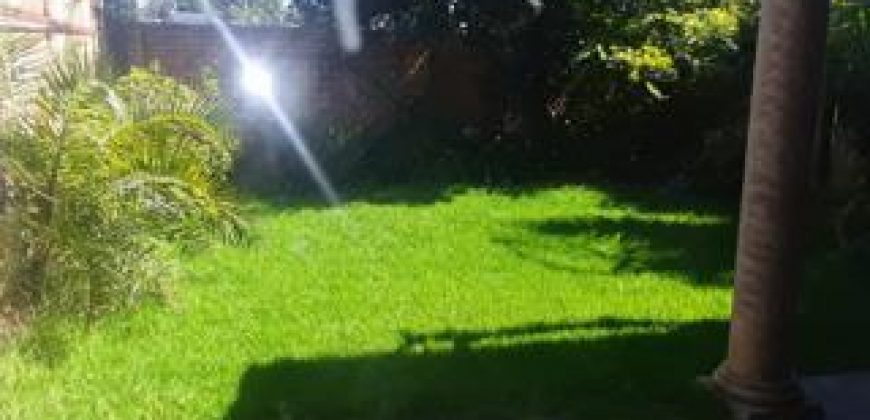 Beautiful Duplex Townhouse in Van Riebeeck