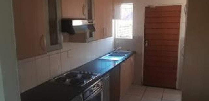 Beautiful Duplex Townhouse in Van Riebeeck