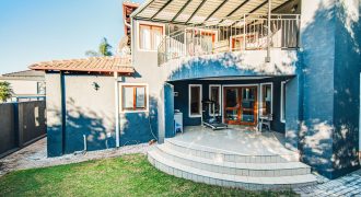 5 Bedroom House for Sale in Greenstone Hill!!