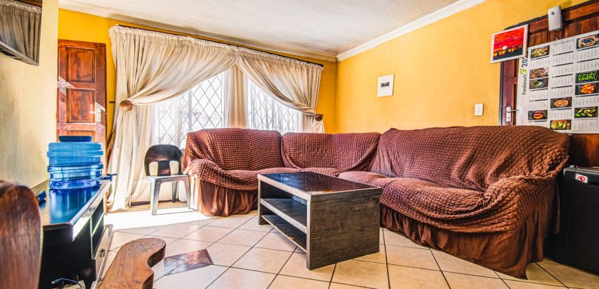 Beautiful Family House In Clayville At An Affordable Price!!!!