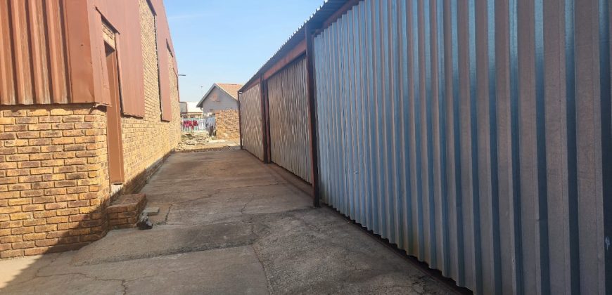 Commercial Warehouse for sale at Mayibuye