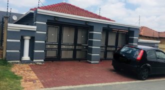 A stunning 3bedroom house with outside room for income generation