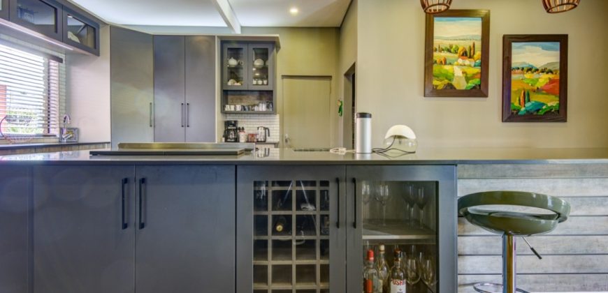 4 BEDROOM DREAM HOME FOR SALE IN KEMPTON PARK