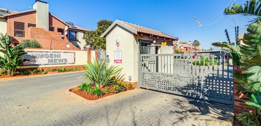 Elegant 3-Bedroom Townhouse in Secure Complex