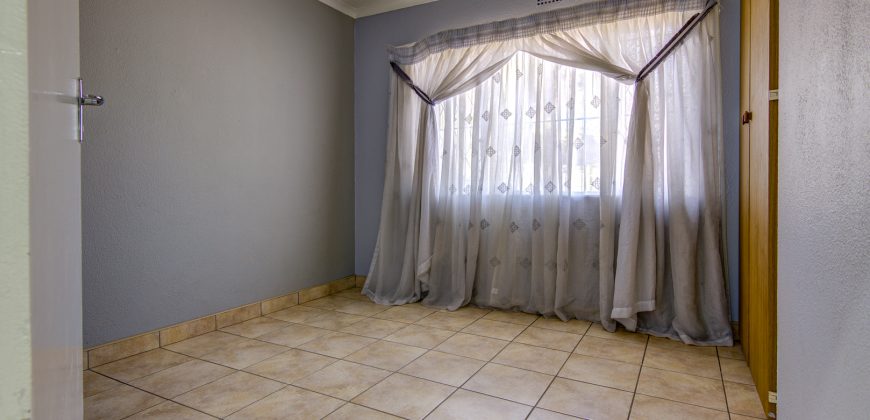 NEWLY RENOVATED 4 BEDROOM FREE STANDING HOME