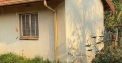 Nestled in a tranquil neighborhood of Clayville, Olifantsfontein. This charming home present an inviting retreat for those seeking comfort and convenience