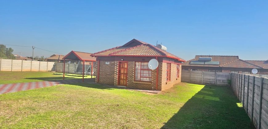 Charming Stand Alone 3-Bedroom Home in Secure Midrand Village Estate