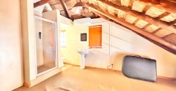 Stunning 4-Bedroom Family Home with Pool & Business Potential – Prime Location!