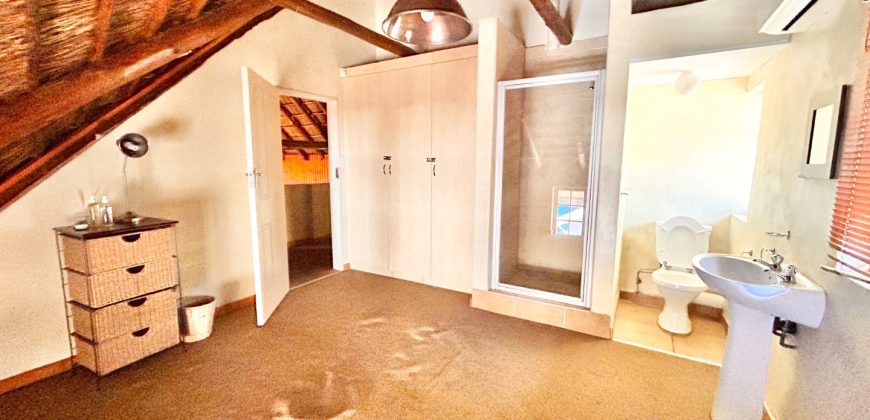 Stunning 4-Bedroom Family Home with Pool & Business Potential – Prime Location!