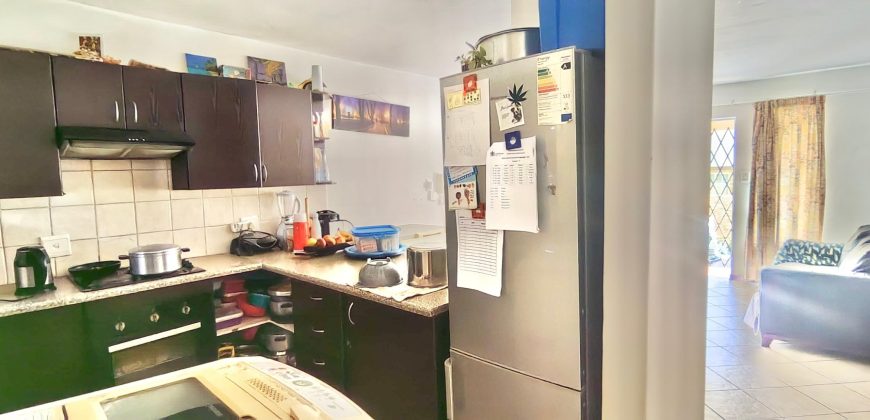 Ground Floor Unit in Exclusive Complex!